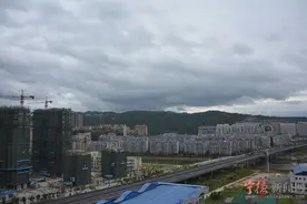 台风“尼伯特”逼近 宁德乌云压城图片