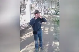 听完这个口琴才知道什么叫人才在流浪，高手在民间！视频封面