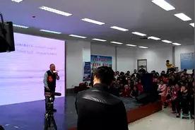 老农民工亮相“我是大明星”海选，语出惊人，参选原因竟是为了这图片