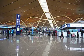 长水机场登机时间变更首日旅客应对自如图片