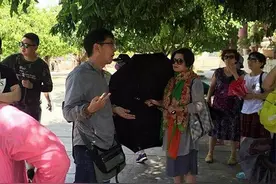 越南旅游当局要求遣返非法中国导游 称其“扭曲”越南历史图片