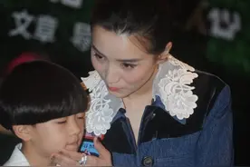 宋佳为小演员细心擦嘴母爱爆棚 朱亚文全程发呆心不在焉似“二愣子”图片