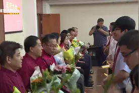 “潍坊市名老中医师带徒项目工程”拜师大会召开！视频封面