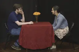 带着眼动追踪（可以知道你看哪里）眼镜相亲是一种什么样的体验？视频封面