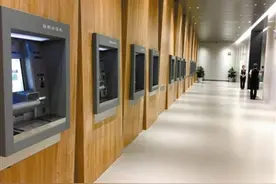 24小时自助港澳签注 深圳市民立等可取图片