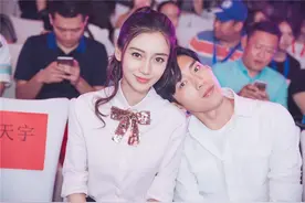 《微微一笑很倾城》里，井柏然靠什么赢得Angelababy欢心？图片