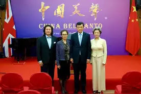 金曼戴玉强美声再现 伦敦为“中国美声”陶醉图片