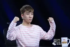 [BigBang][新闻]160716 胜利导师挑战高跟鞋 中文十级被绕口令打败图片