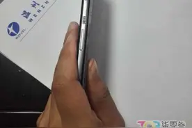 华为P8变弯是人为造成，用户无奈接受售后鉴定结果图片