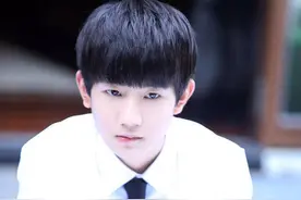 王源清唱 王俊凯弹吉他 这对小竹马还是当初那两个爱音乐的少年图片
