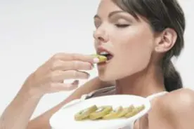 月子里可以吃什么零食，怎么吃？视频封面