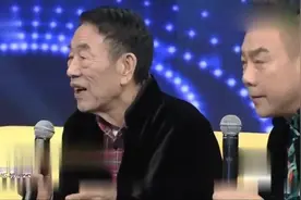 杨议回忆小时候，相声快板听完就会，洗澡之后给工人免费说相声视频封面