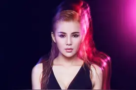 邵雨涵变身《SEXY GIRL》 上演狂野诱惑图片