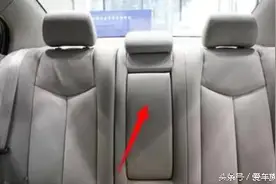 手把手教你如何从后备箱逃生。图片