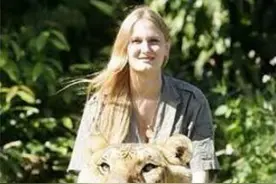 狮子和老虎两大猛兽结合的结合~狮虎兽，数量稀少体型庞大图片