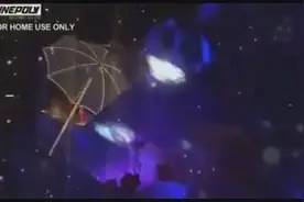 张敬轩表舅妈原来是谢安琪，《钟无艳》太过经典不能忘视频封面