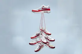 Flyknit轻量化加持，成就世上Air Max 1最轻版本图片