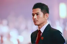 男人看女人的几种目光图片