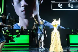 CJ开幕首日巨人网络电竞选手竟比Show Girls更惹眼？图片