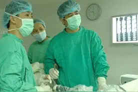 腰椎间盘突出症微创手术治疗之椎间孔镜技术图片