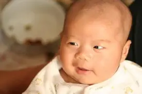 妈妈温柔吗？儿子：好凶，就像母老虎。好，妈替未来儿媳妇做点事图片