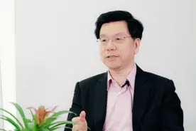 李开复告诉你如何学英语 自爆陪孩子看韩剧学语言图片