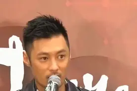余文乐的另一只眼是假的，网友大呼：骗了我们这么久！视频封面