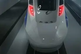 和谐号动车即将成为历史，因为它来了图片