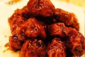 你绝对没吃过的糖醋鱼丸子做法 超好吃 吃货留步！图片