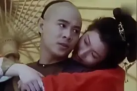 李连杰被敌人意外点穴定身，看他如何机智解穴视频封面