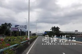 湛江主城区新建道路巡礼之机场路图片