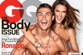 C罗穿CR7内裤颠球卖肉引舔屏 雕塑般肌肉看呆你图片