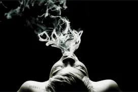 长沙一男子抽了五年芙蓉王，发现一个秘密！图片