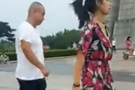 你烦的是大妈，不是广场舞，来看看这对男女跳的广场舞！图片