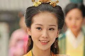 7位有美人痣的女星，每一位都太难忘图片
