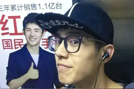刘昊然电梯偶遇晒自拍，网友:你偶遇我小男神了哟~图片