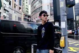 布衣传说人物印花长袖T恤男休闲长袖青年韩版修身纯棉打底体恤衫图片