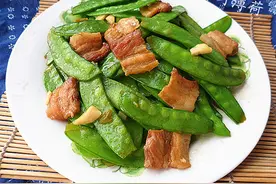 五花肉炒荷兰豆图片