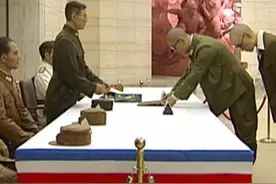 日本无条件投降 雷锋离世 今天你更应该关注这些！图片