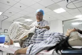 一位产妇自述：侧切缝针时，麻醉科男医生要我叫他妈妈？让我尴尬图片
