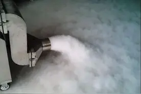 话剧舞台上的云雾特效是怎么做的？图片