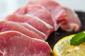 将一块炸猪排做得像日式料理那样又脆又酥又香的秘诀！图片