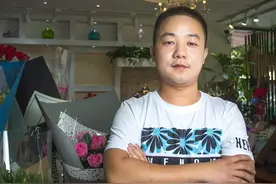 手工达人季│周传军在花艺中享受幸福图片