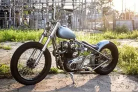 拥有“最美双缸”的雅马哈XS650 Bobber.图片