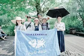 绘画界的摄影师居然也这么有料！等你来点评图片
