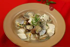 只用两种食材，煮一锅鲜掉眉毛的汤图片