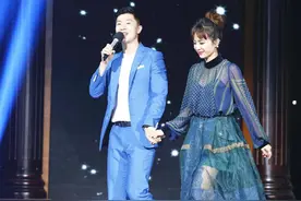 蔡依林牵手马龙唱周杰伦的歌 网友：龙哥在搞事情图片