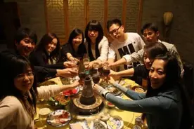 恋爱中的女人智商为零？宝典帮你在七夕乞恋爱中的“巧”图片