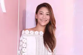 蔡依林侯佩岑11年后都笑着合影了!霍如婚礼真是上各种活久见啊图片