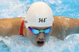 里约奥运会：女子200米蝶泳 张雨霏 周羿霖双双晋级决赛图片